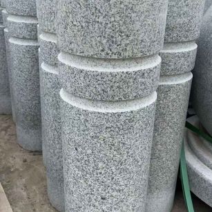 广西 芝麻白花岗岩挡车柱、隔离柱多少钱