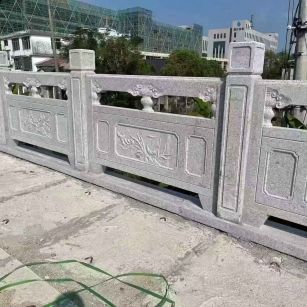 广西 芝麻白栏杆