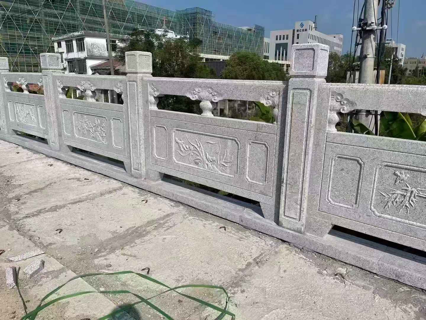 广西 芝麻白栏杆