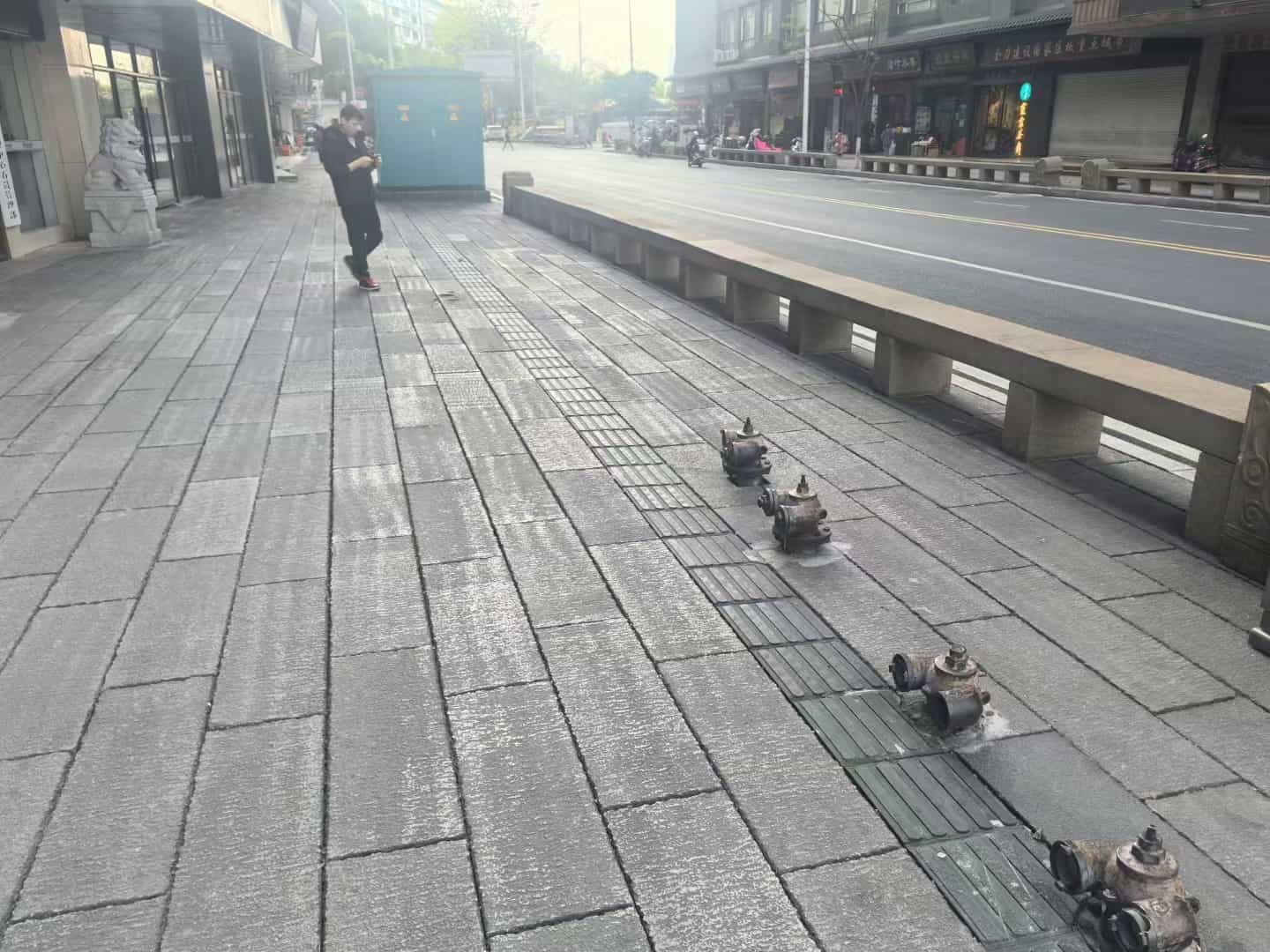 广西仿古石铺装效果