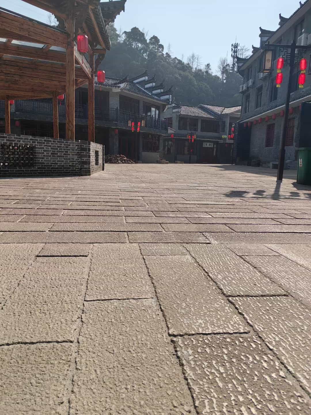 广西仿古石铺装效果