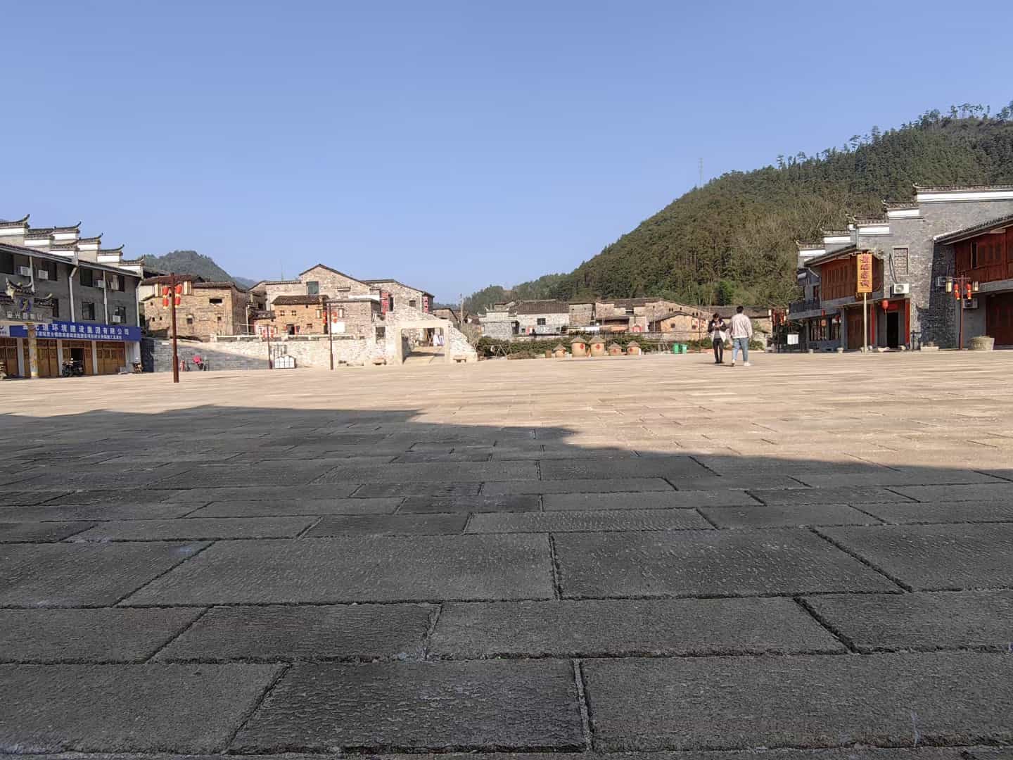 广西仿古石铺装效果