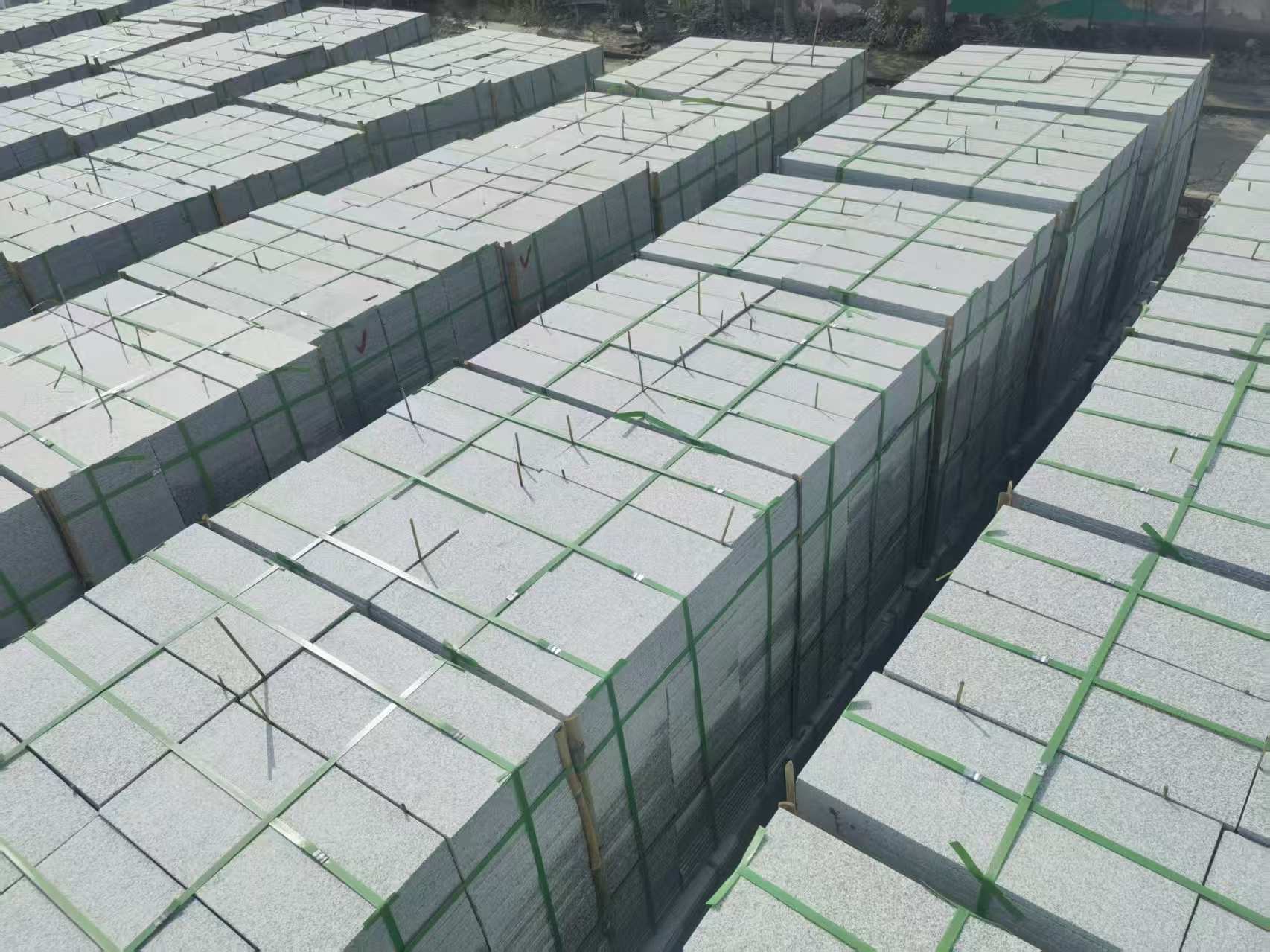 广西 芝麻白1.8公分火烧300*600地铺，清仓大甩卖