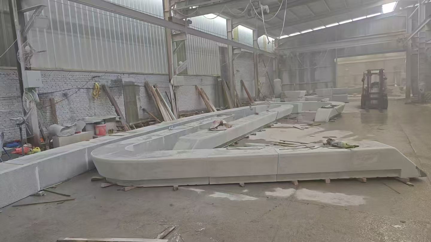 广西 花岗岩整石坐凳拼装